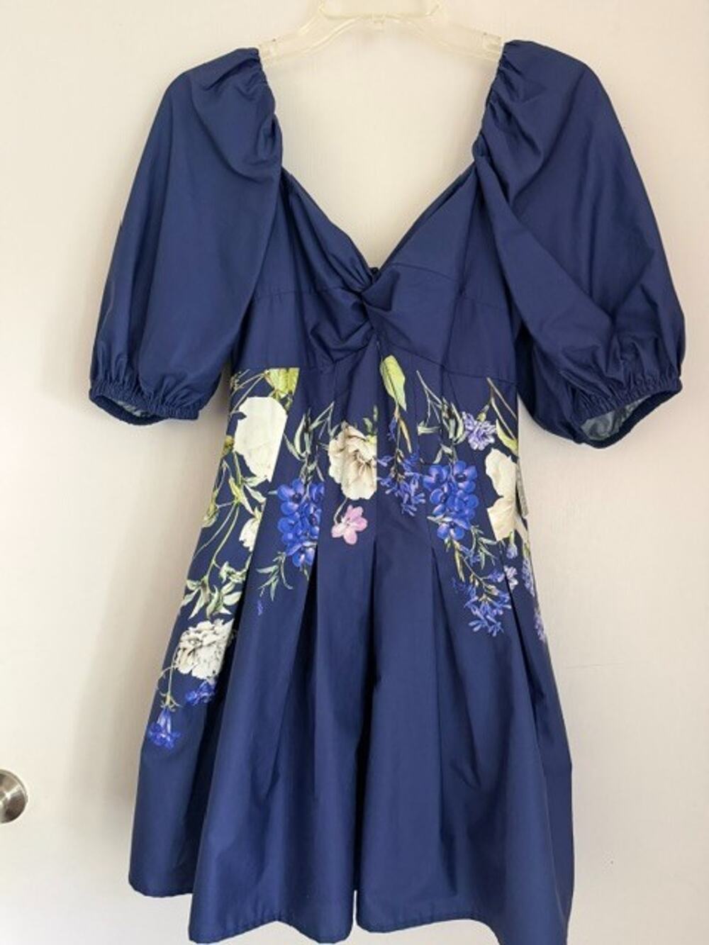 NWT Express Women's Floral Puff Sleeve Short A-Line V-Neck Dress - Size S